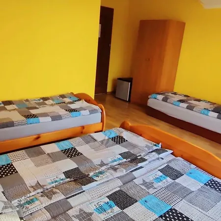 ホームステイ Goscinne